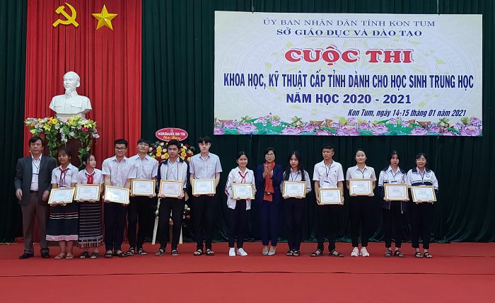 Be Mac Va Trao Giai Cuoc Thi Khoa Hoc Ky Thuat Cap Tinh Danh Cho Hoc Sinh Trung Hoc Nam Hoc 2020 2021 1